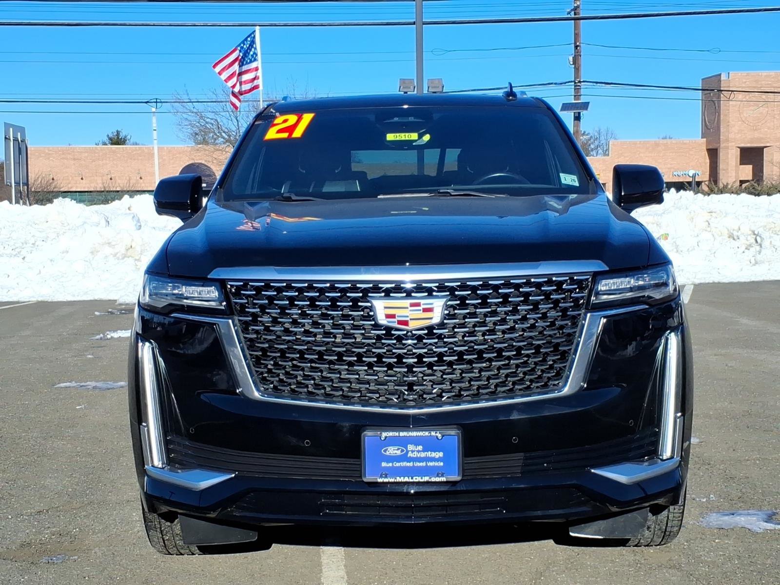 Used 2021 Cadillac Escalade Premium Luxury w/ Performance Package image 2