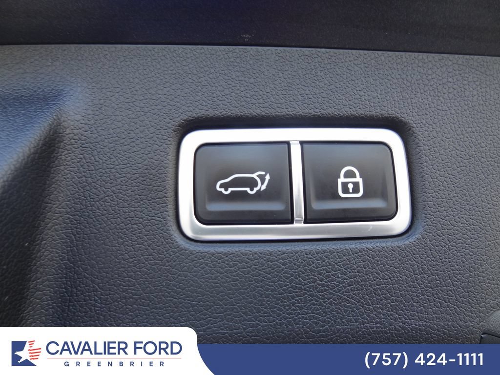 Used 2023 Kia Sorento SX AWD/4WD image 12