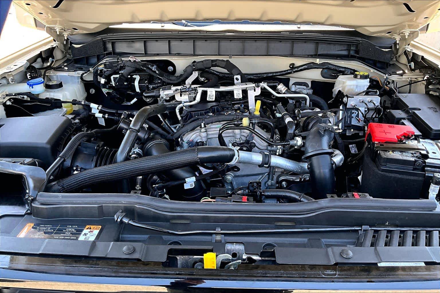 Certified 2025 Ford Bronco Outer Banks AWD/4WD image 32