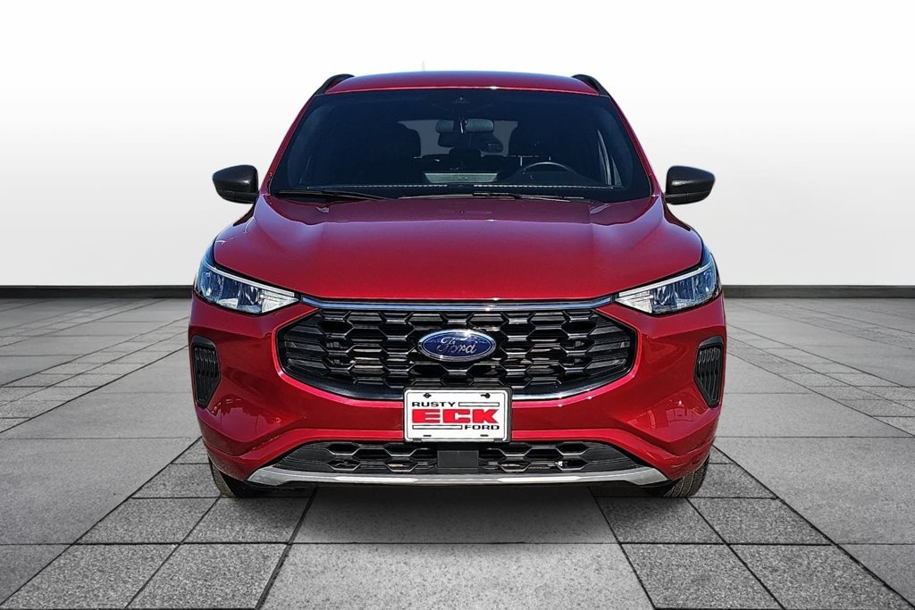 Certified 2024 Ford Escape ST-Line w/ Tech Pack #1 AWD/4WD image 2