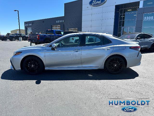 Used 2023 Toyota Camry XSE FWD image 8