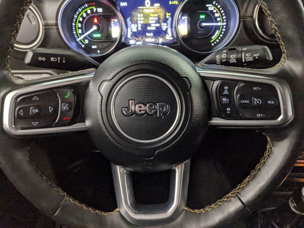 Used 2023 Jeep Wrangler Unlimited Sahara image 13