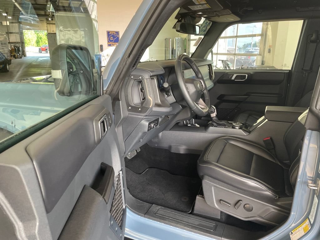 Certified 2025 Ford Bronco Badlands AWD/4WD image 14
