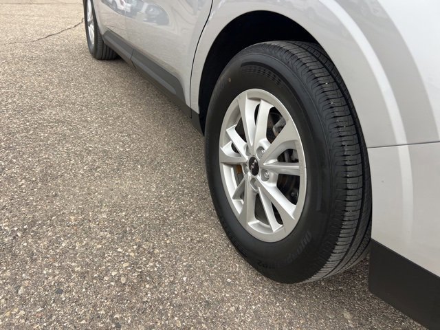 Used 2022 Kia Carnival LX image 26