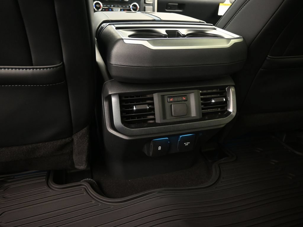 Certified 2025 Ford F150 Platinum w/ Equipment Group 702A High AWD/4WD image 20