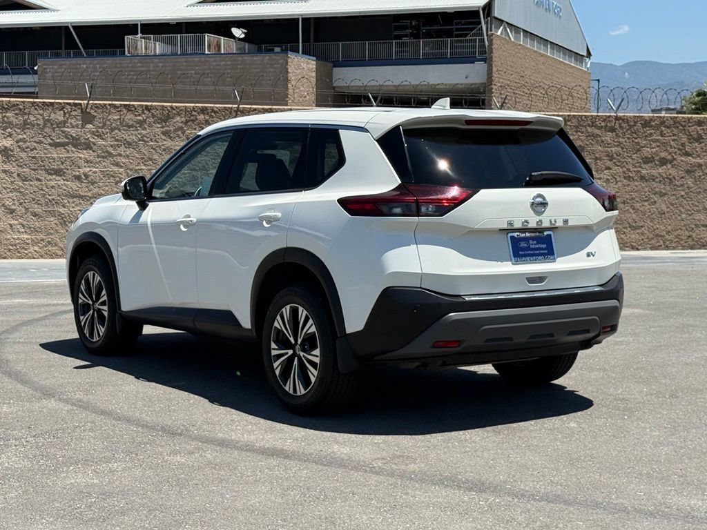 Used 2021 Nissan Rogue SV FWD image 5