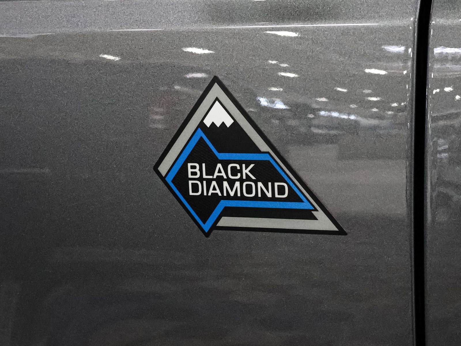 Certified 2024 Ford Bronco Black Diamond AWD/4WD image 18