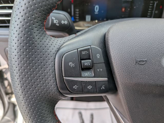 Certified 2023 Ford Escape ST-Line w/ Tech Pack #1 AWD/4WD image 10