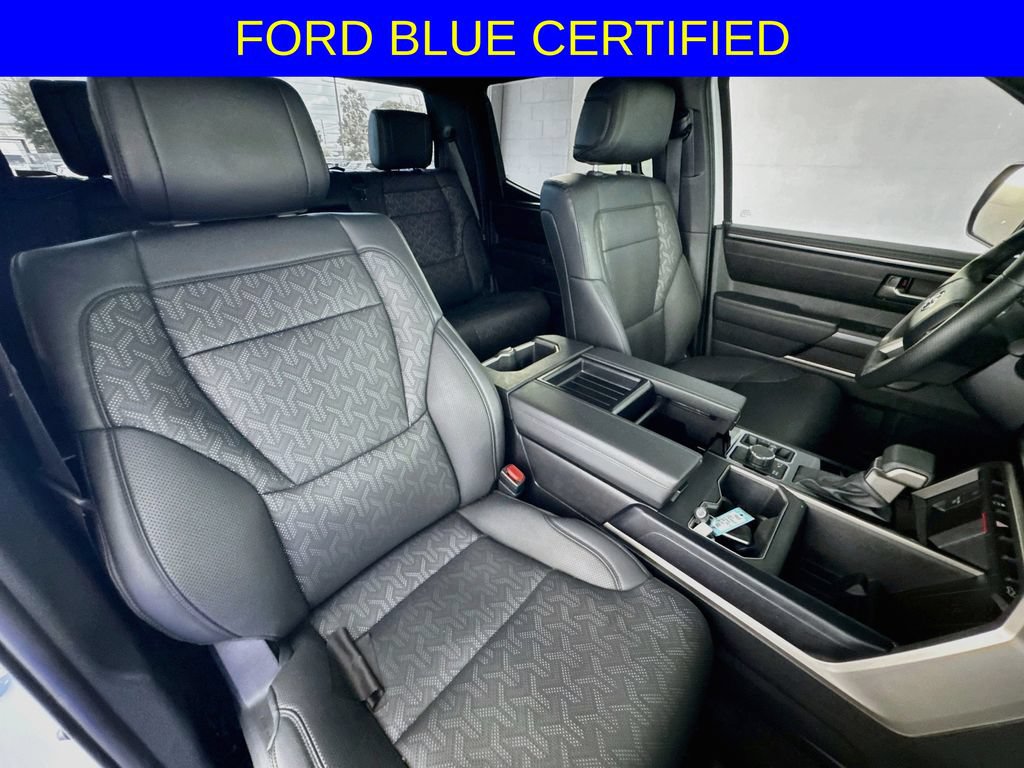 Used 2025 Toyota Tundra SR5 w/ SR5 Premium Package AWD/4WD image 31