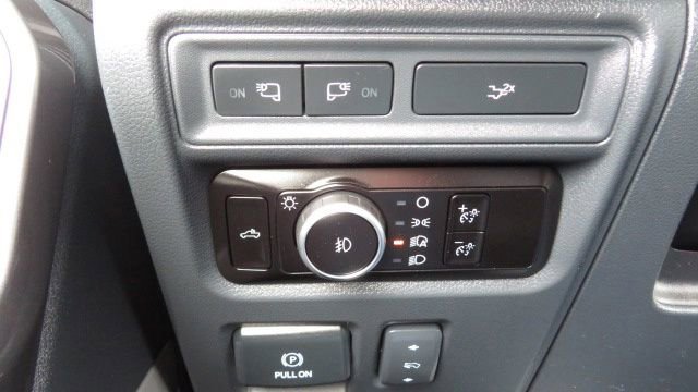 Certified 2023 Ford F150 Lariat image 27