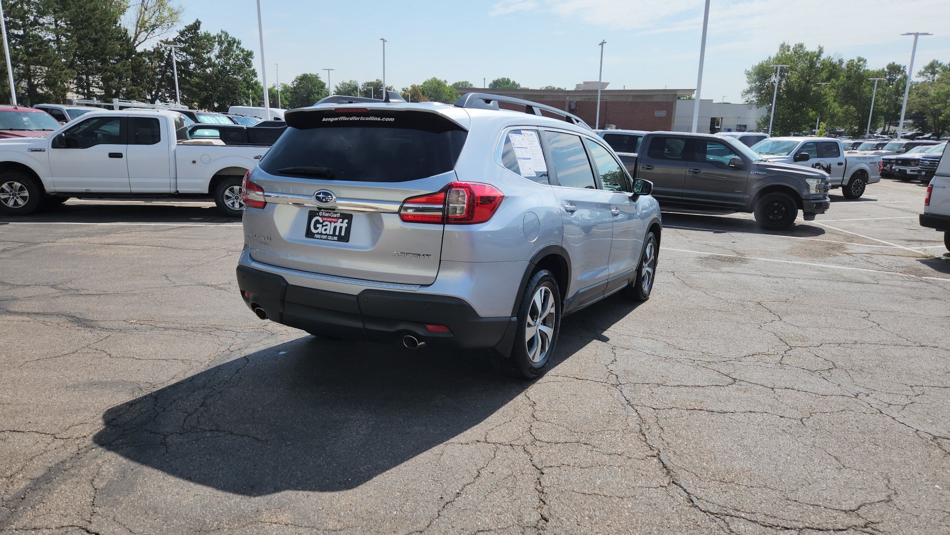 Used 2020 Subaru Ascent Premium w/ Convenience Package AWD/4WD image 9