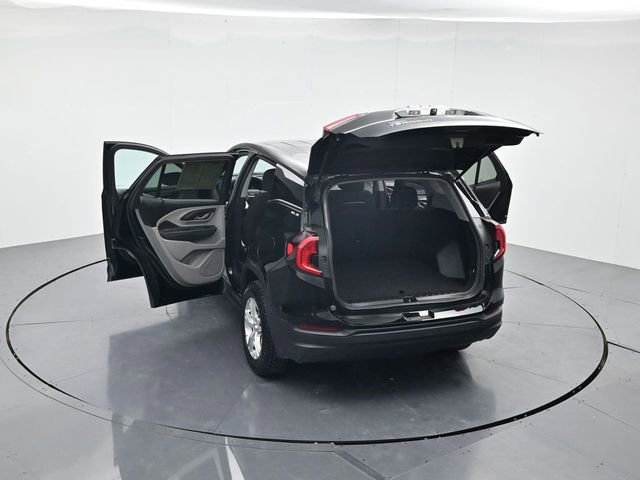 Used 2022 GMC Terrain SLE image 42