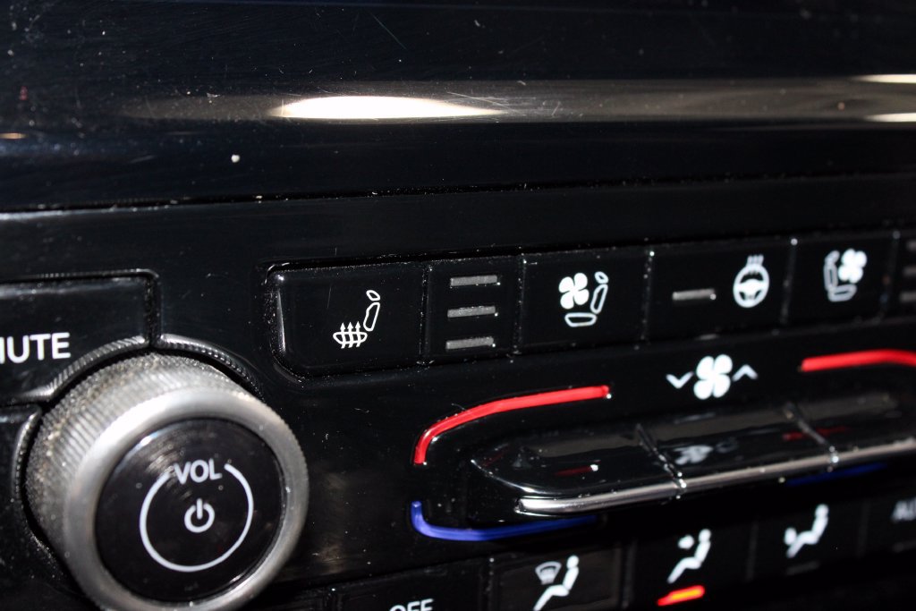 Used 2024 Jeep Grand Cherokee Summit AWD/4WD image 5