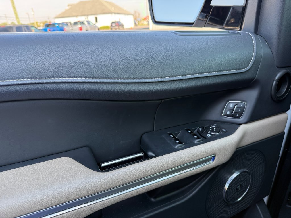 Certified 2022 Ford Expedition Limited AWD/4WD image 21