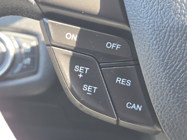 Certified 2019 Ford Escape SE FWD image 10