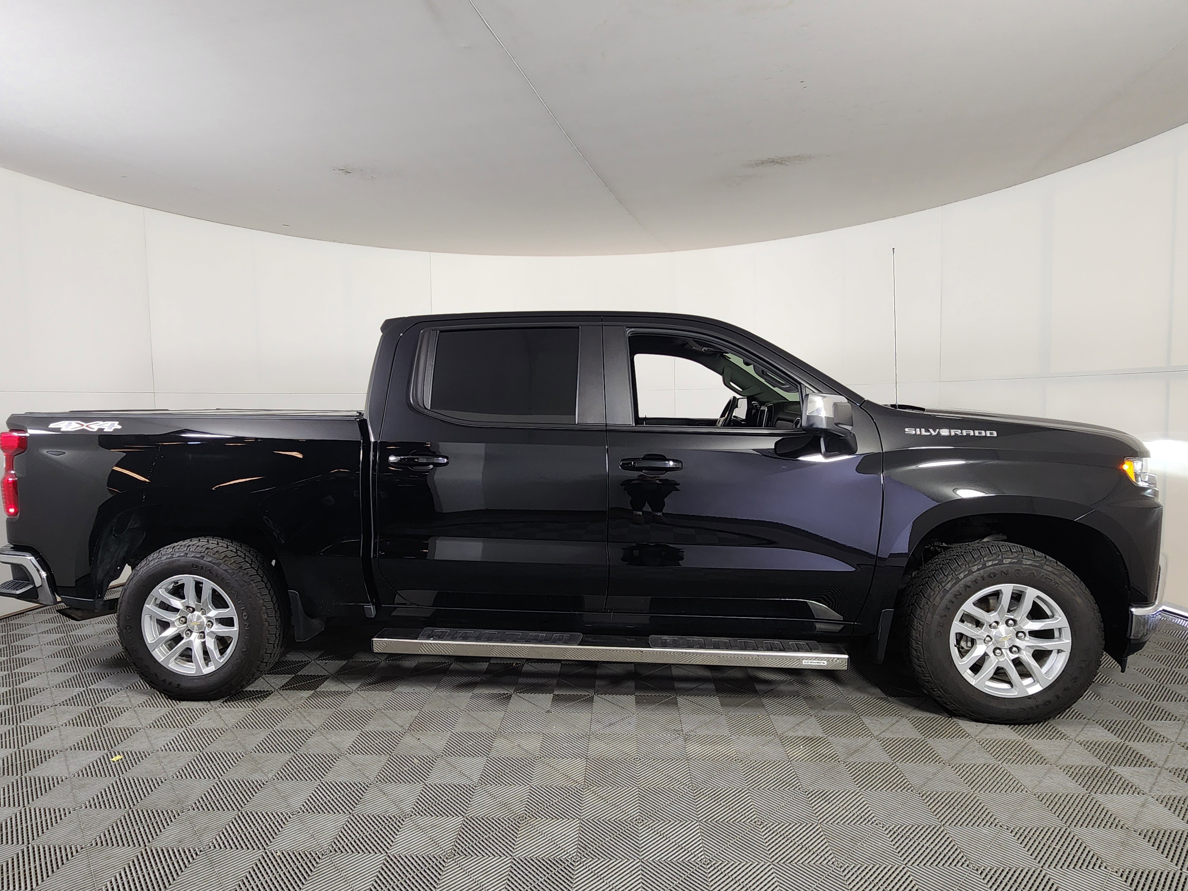 Used 2019 Chevrolet Silverado 1500 LT image 8