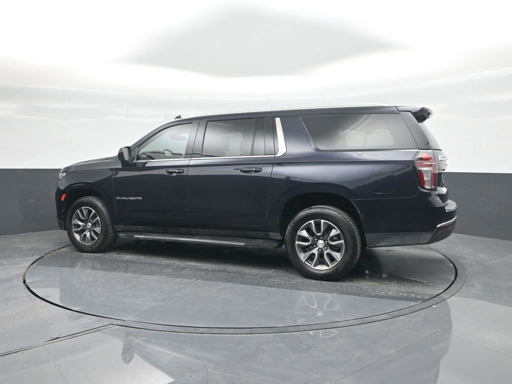 Used 2021 Chevrolet Suburban LT w/ Rear Media and Nav Package image 5