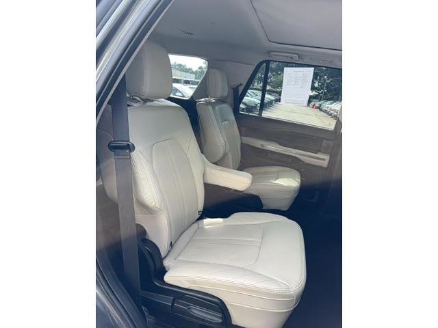 Certified 2021 Ford Expedition Platinum RWD image 9