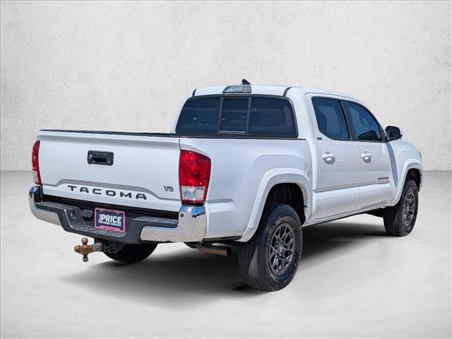 Used 2017 Toyota Tacoma SR5 w/ Tow Package RWD image 5