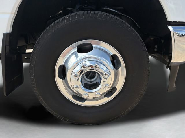 Certified 2024 Ford F350 Lariat w/ Lariat Ultimate Package AWD/4WD image 9