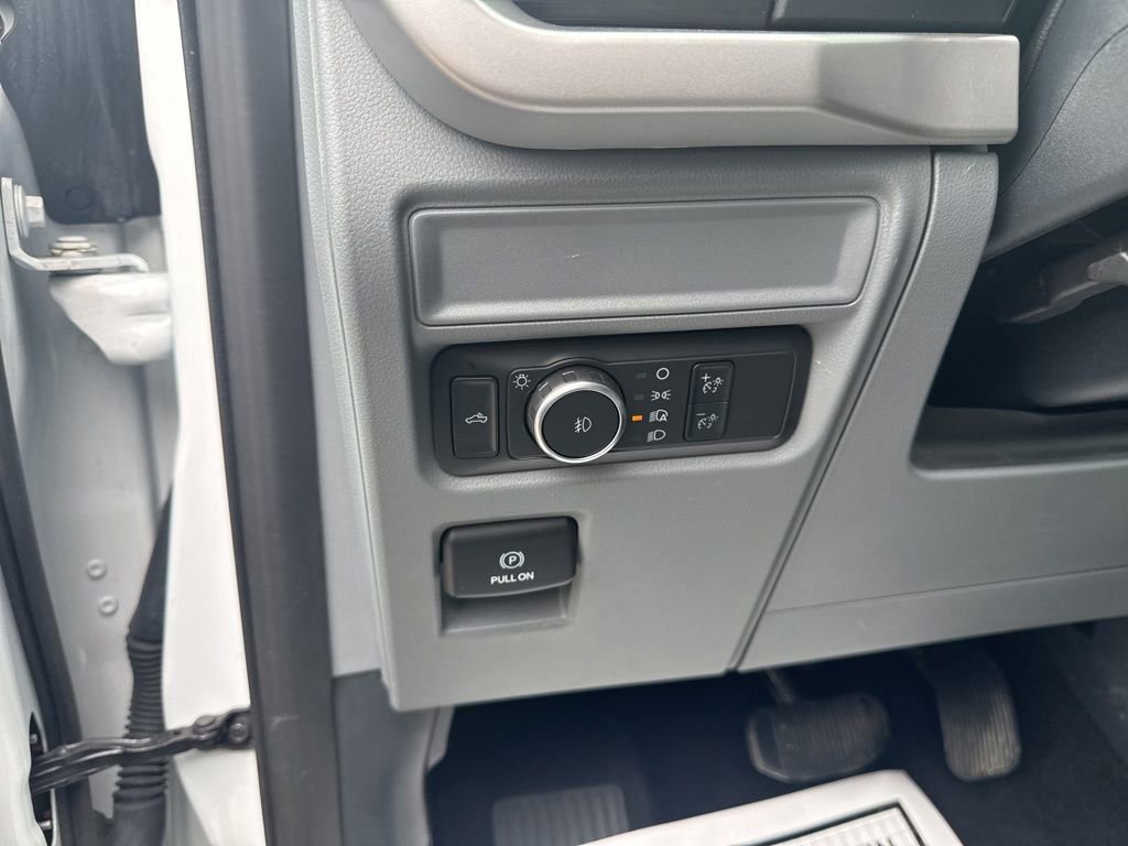 Certified 2022 Ford F150 XLT w/ XTR Package AWD/4WD image 27