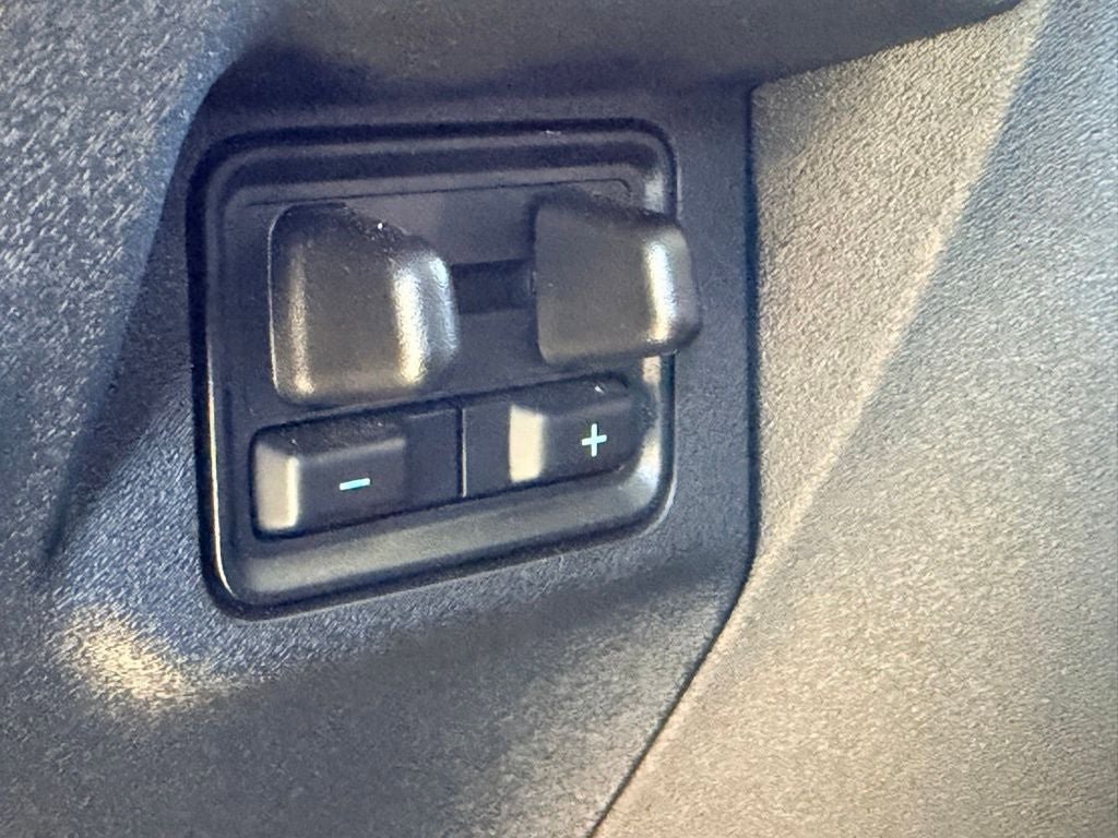 Certified 2025 Ford Expedition Max Active AWD/4WD image 30
