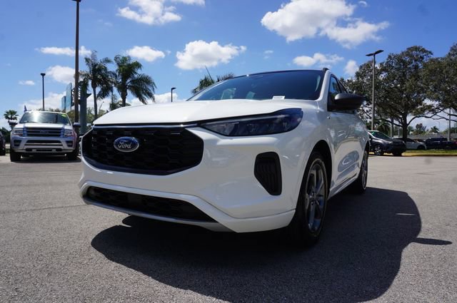 Certified 2023 Ford Escape ST-Line w/ Tech Pack #1 image 21