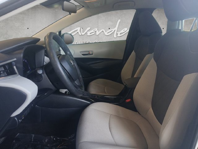 Used 2022 Toyota Corolla LE FWD image 20