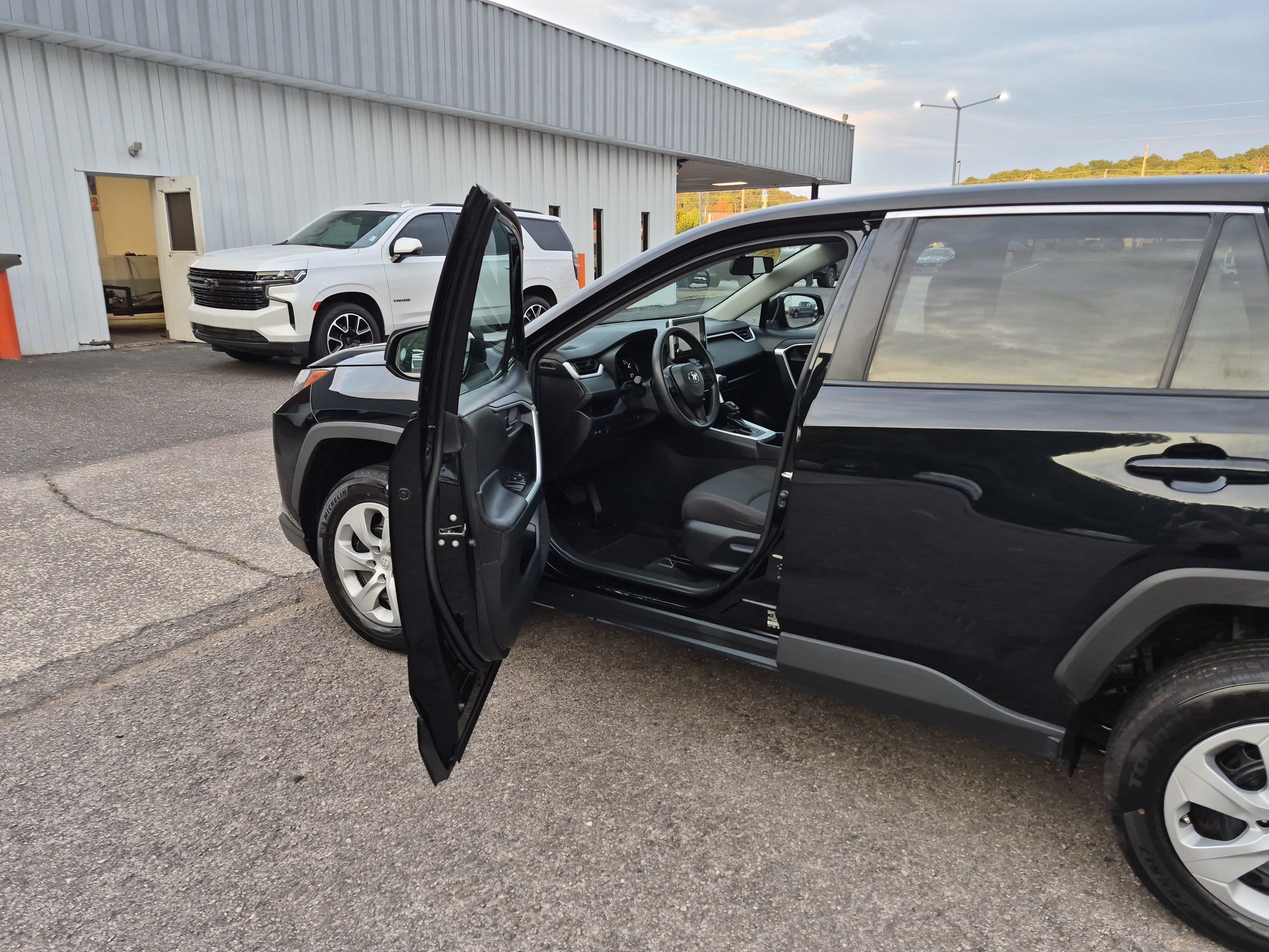 Used 2025 Toyota RAV4 LE FWD image 8