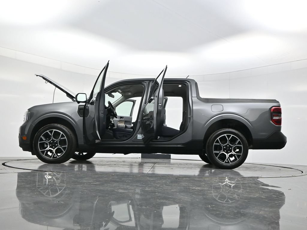 Certified 2025 Ford Maverick Lariat AWD/4WD image 59
