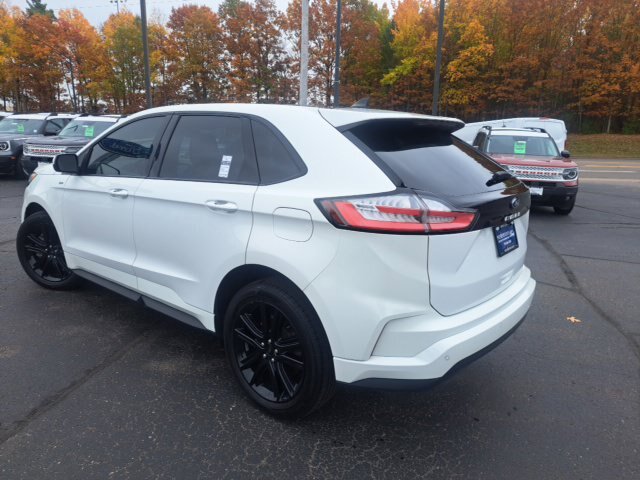 Certified 2022 Ford Edge ST-Line AWD/4WD image 6