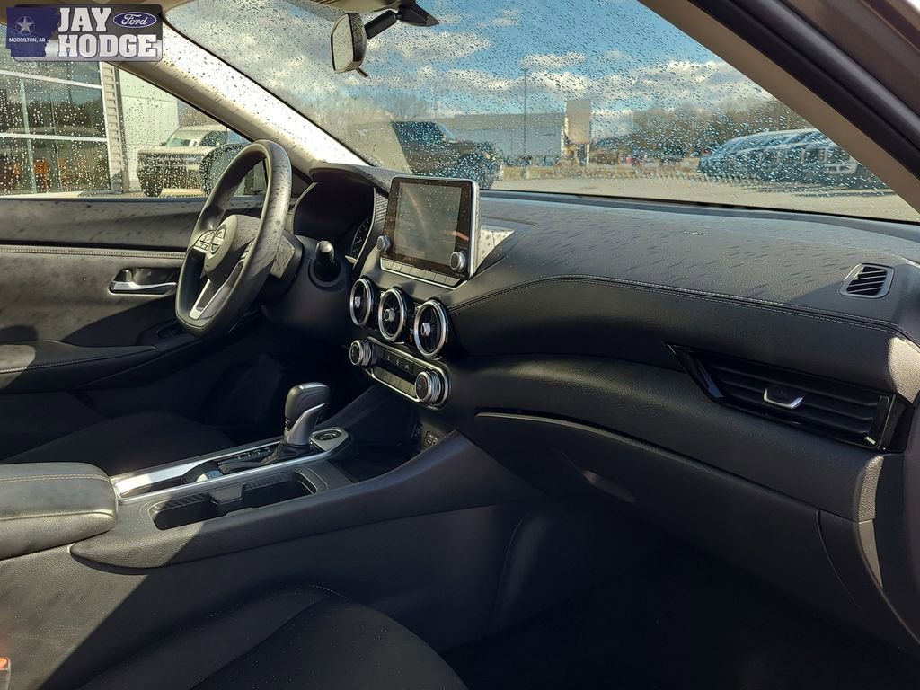 Used 2024 Nissan Sentra SV image 22