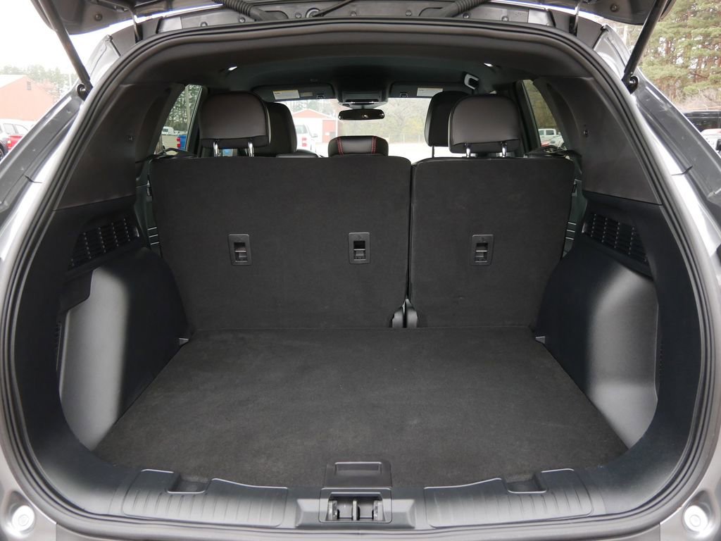 Certified 2025 Ford Escape ST-Line w/ Cold Weather Package image 10