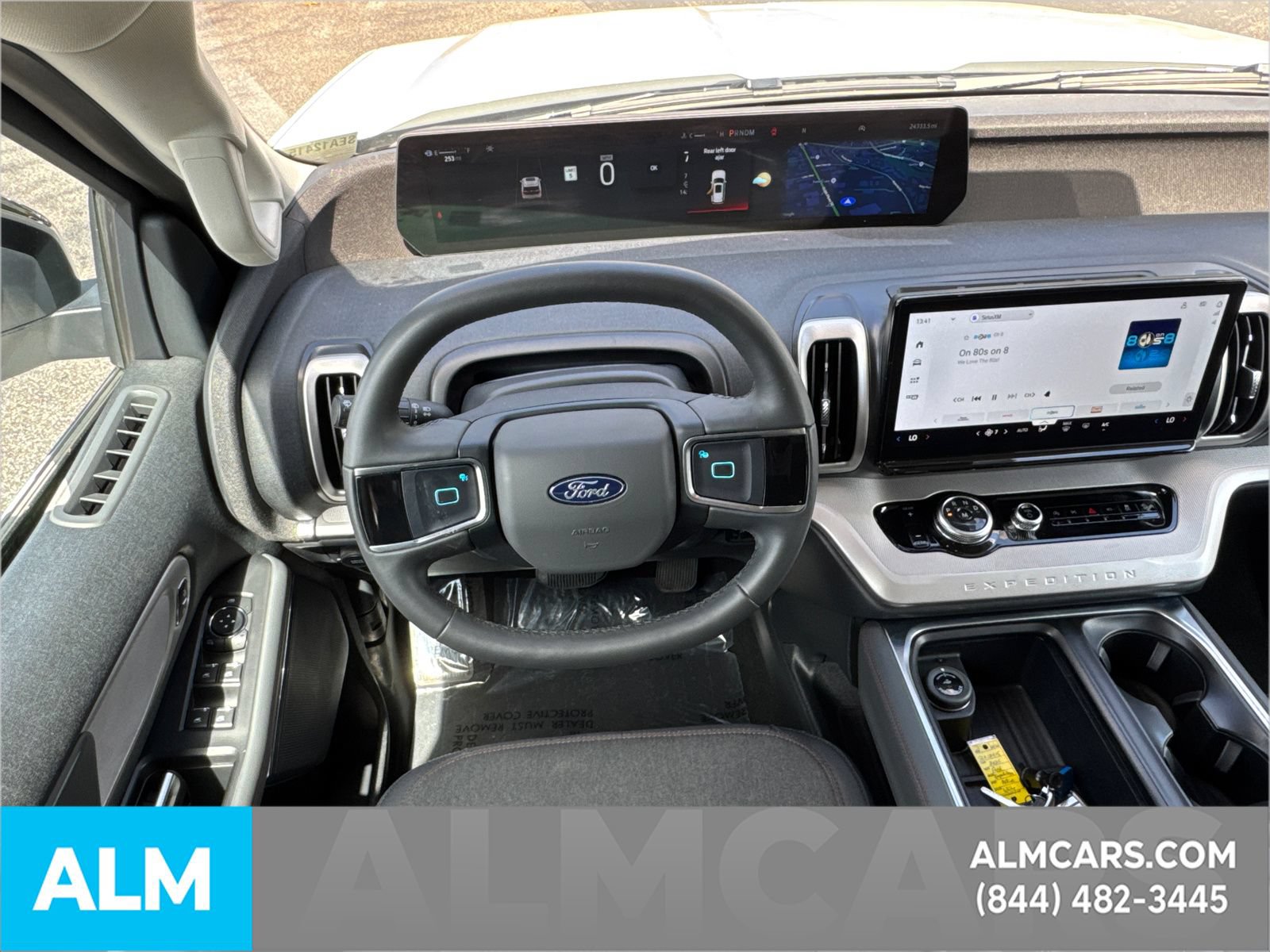 Certified 2025 Ford Expedition Active AWD/4WD image 30
