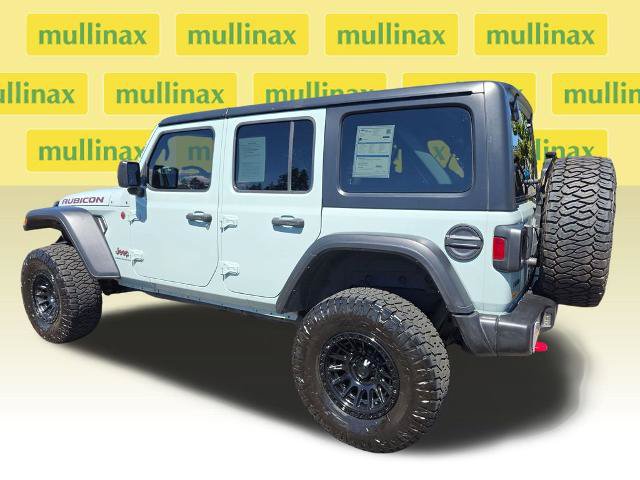 Used 2023 Jeep Wrangler Unlimited Rubicon w/ Cold Weather Group AWD/4WD image 11