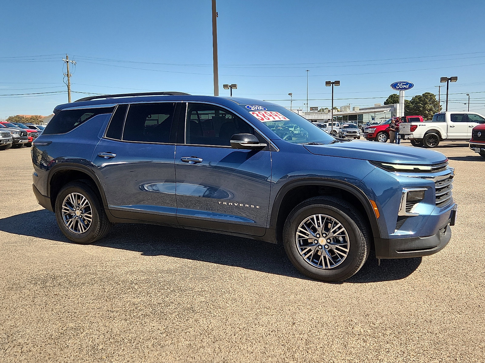 Used 2026 Chevrolet Traverse LT w/ Driver Confidence Package image 7