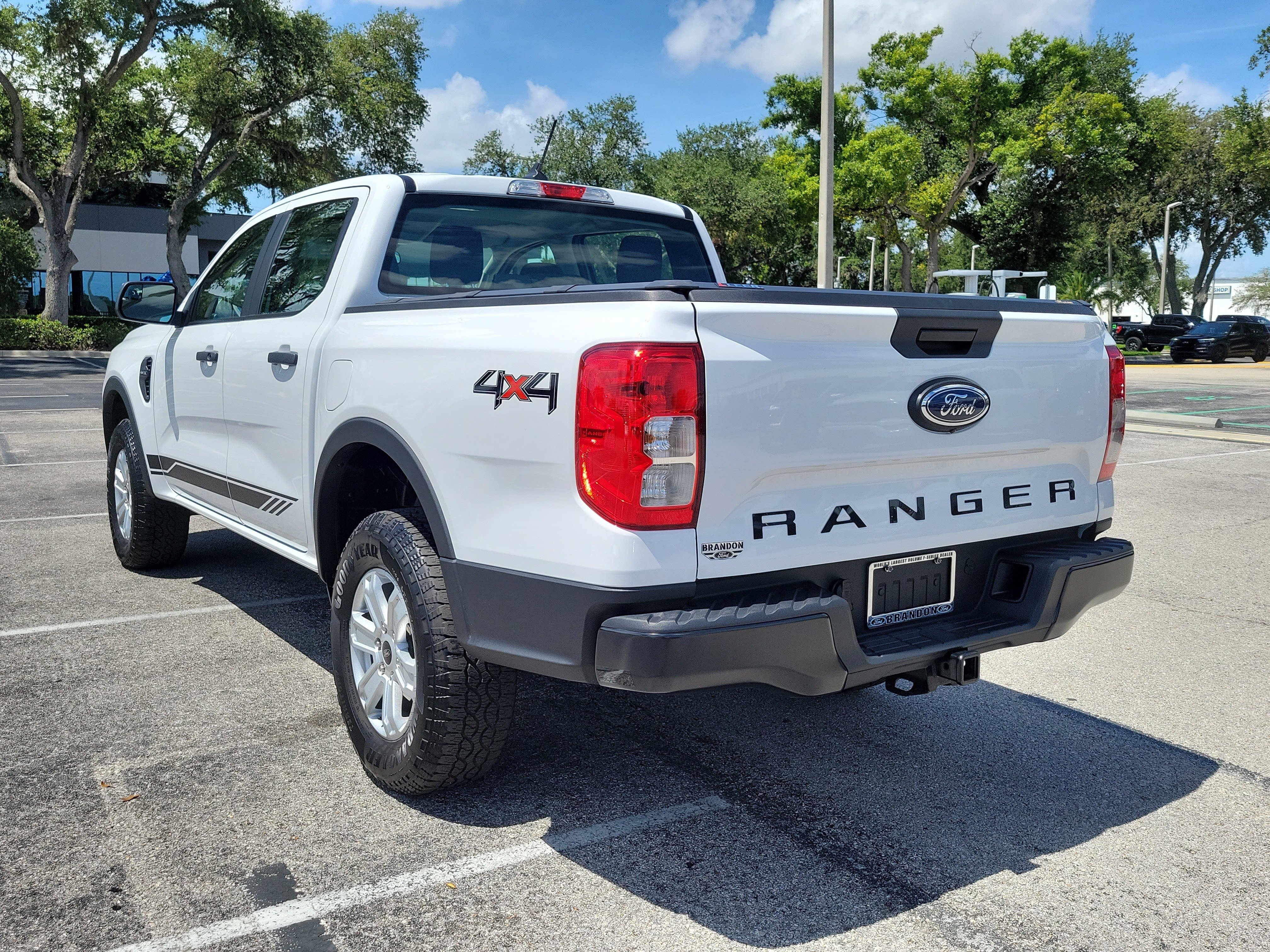 Certified 2025 Ford Ranger XL w/ Trailer Tow Package AWD/4WD image 7