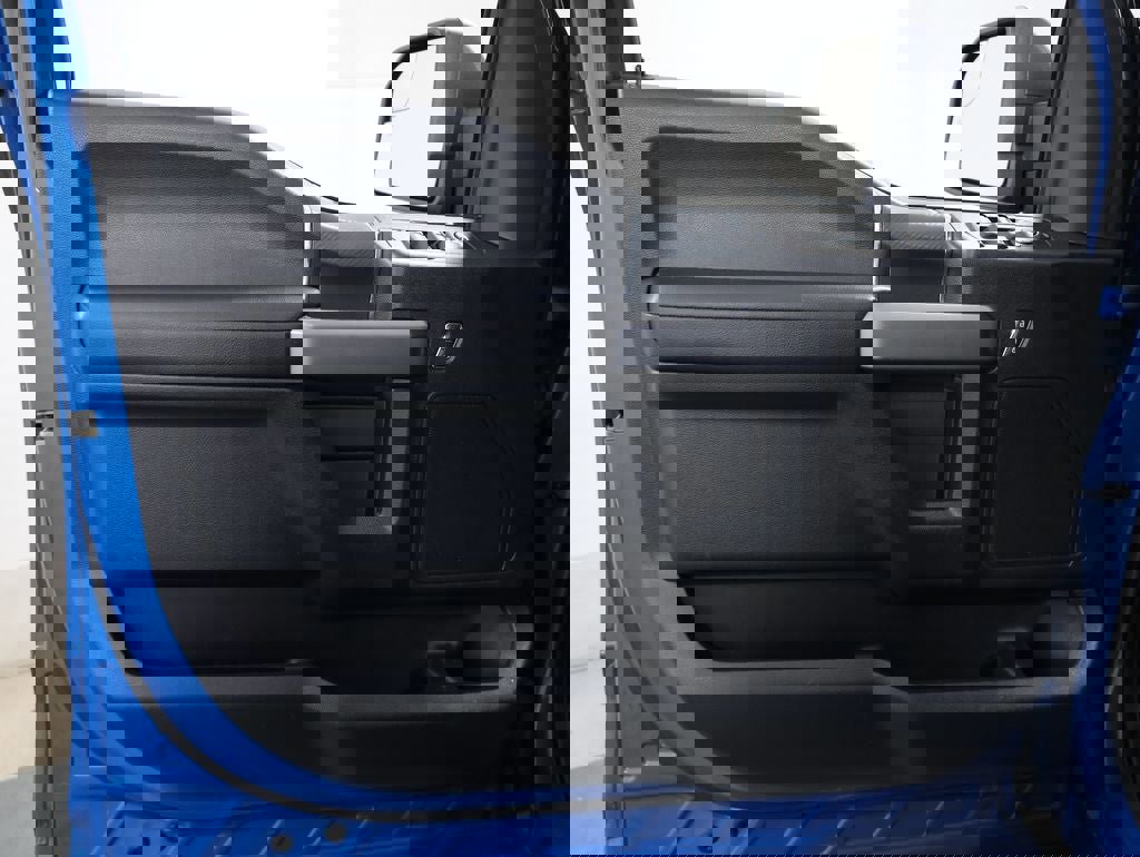 Certified 2019 Ford F150 XLT w/ Equipment Group 302A Luxury image 7