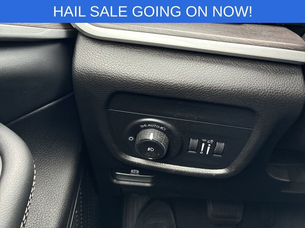 Used 2023 Jeep Grand Cherokee Limited AWD/4WD image 30