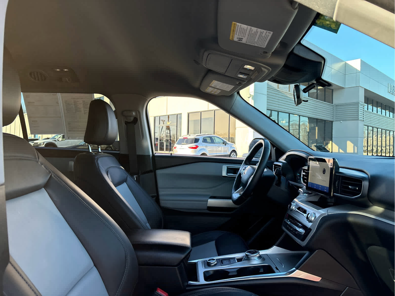 Certified 2023 Ford Explorer XLT w/ Equipment Group 202A image 29