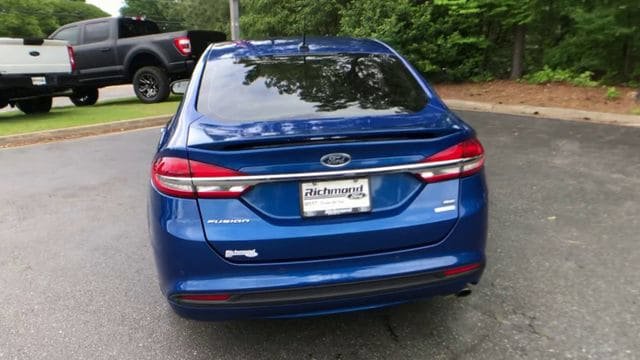 Certified 2018 Ford Fusion SE w/ Equipment Group 201A FWD image 7