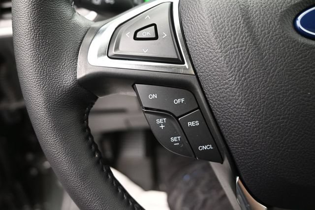 Certified 2024 Ford Edge Titanium AWD/4WD image 15
