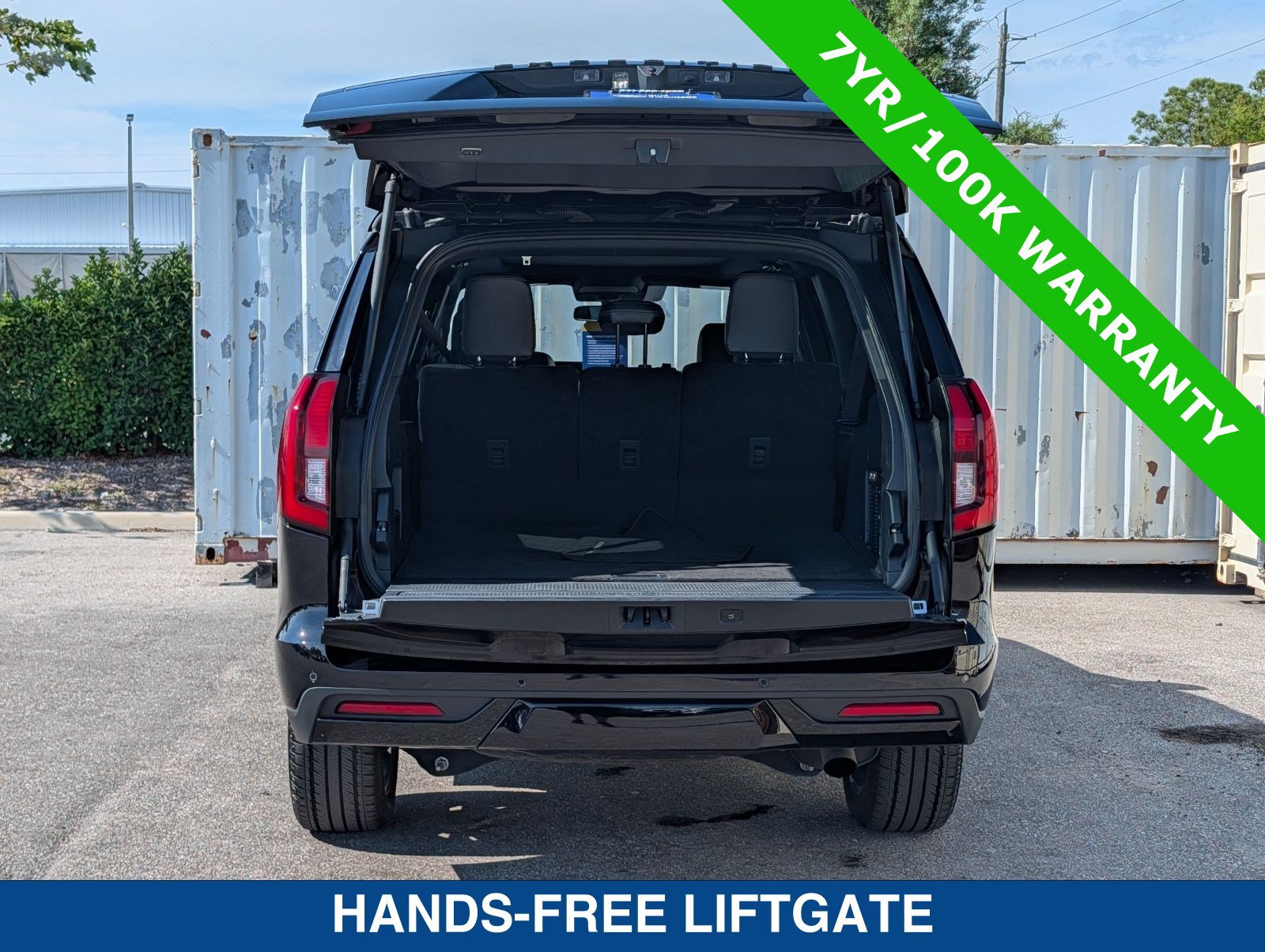 Certified 2025 Ford Expedition Max Platinum w/ Stealth Appearance Package AWD/4WD image 15