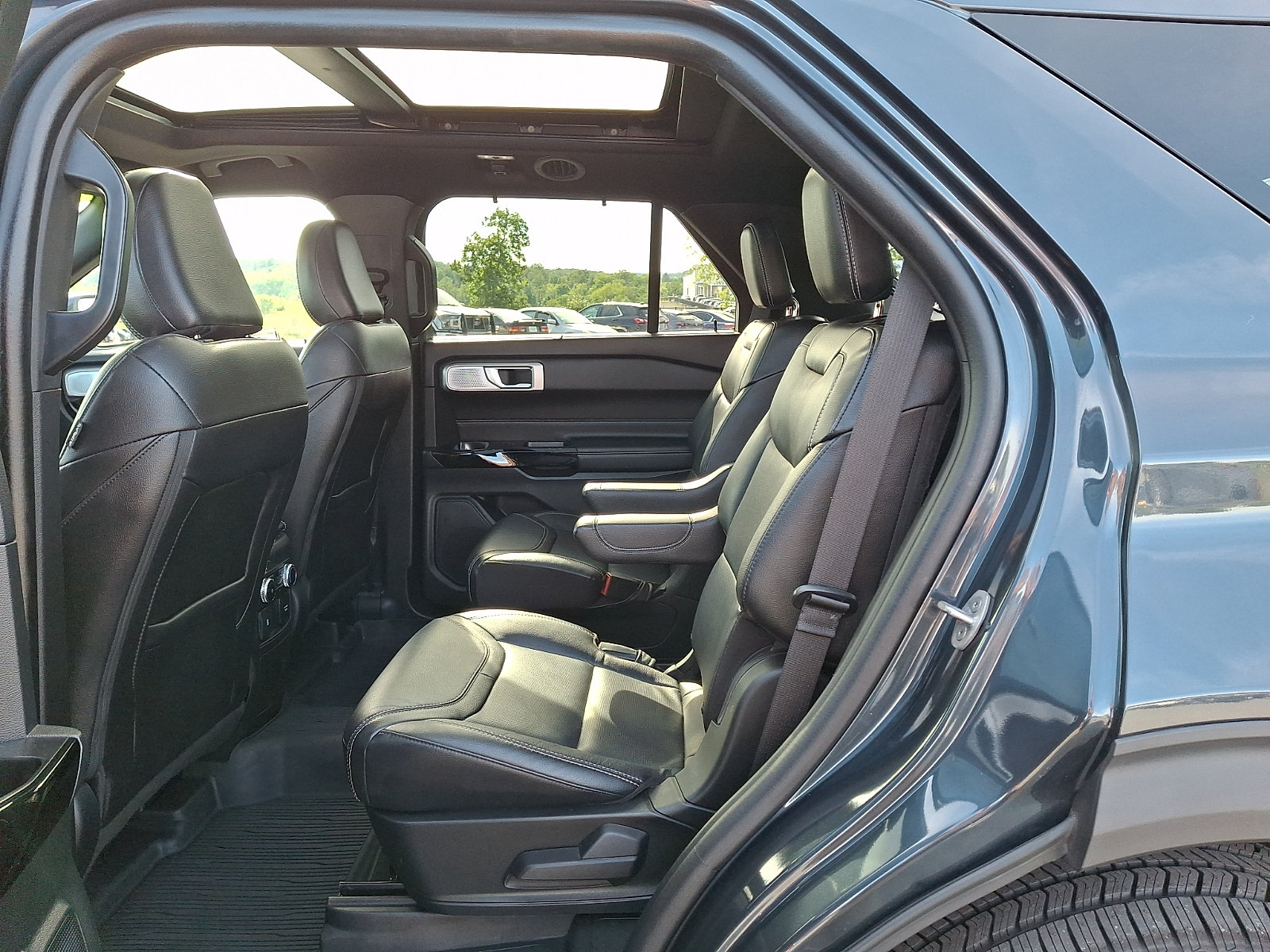 Certified 2023 Ford Explorer ST w/ Equipment Group 401A AWD/4WD image 11