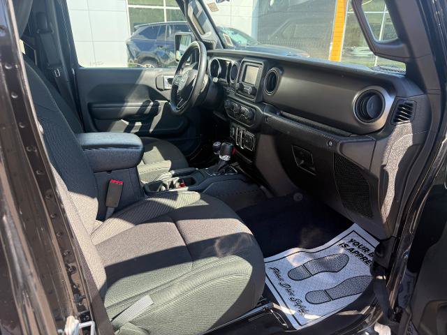 Used 2020 Jeep Gladiator Sport w/ Quick Order Package 24S AWD/4WD image 11