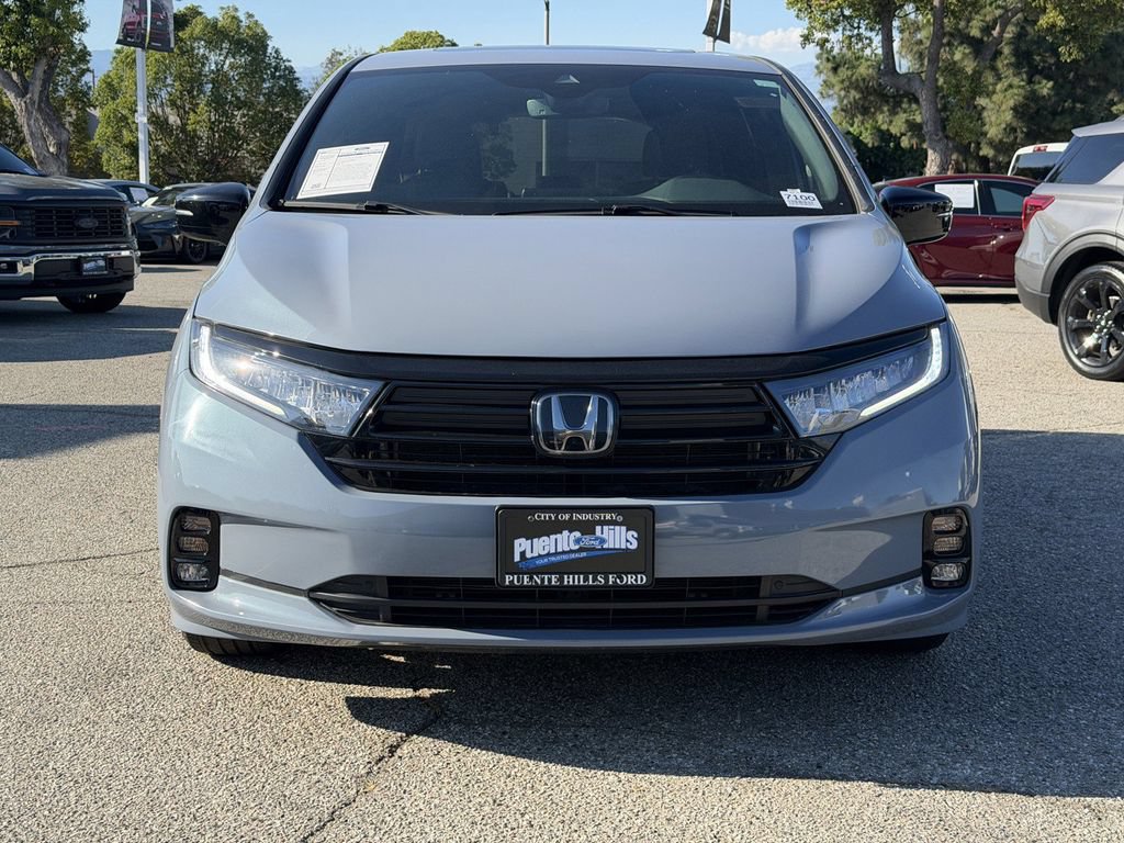 Used 2024 Honda Odyssey Sport image 2