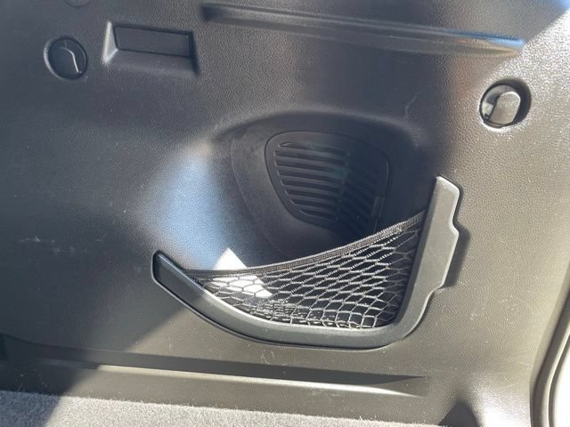 Used 2018 Jeep Renegade Altitude AWD/4WD image 40