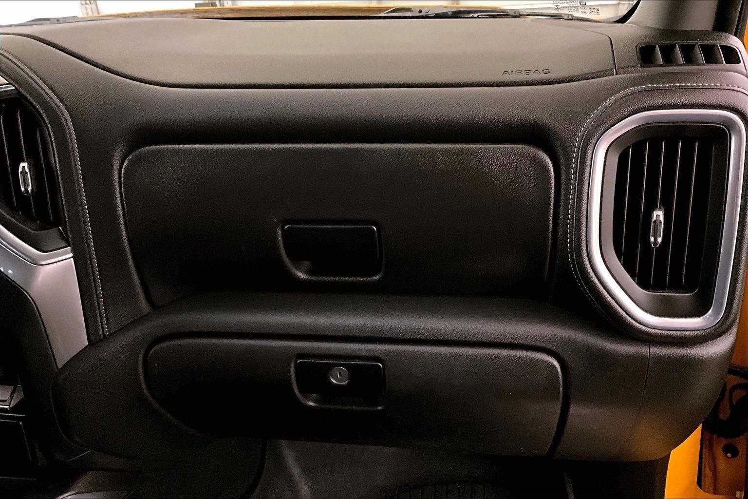 Used 2021 Chevrolet Silverado 1500 LT Trail Boss w/ Bed Protection Package image 15