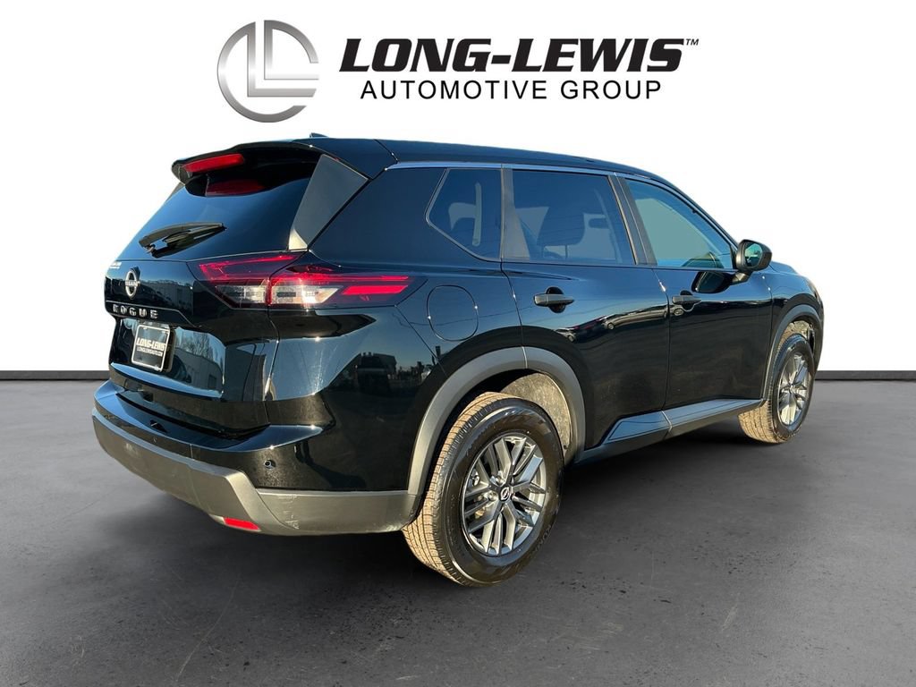 Used 2024 Nissan Rogue S FWD image 7