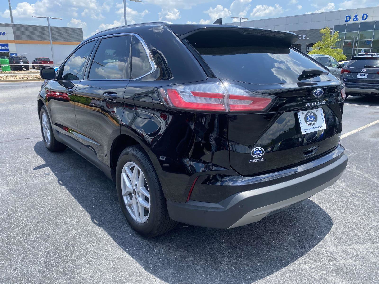 Certified 2024 Ford Edge SEL w/ Convenience Package AWD/4WD image 5
